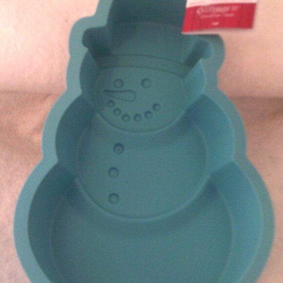 New Cake Mold Snowman Bakeware - Picture 4 of 4